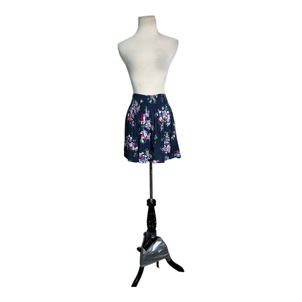Express blue floral pull on pleated mini skirt size XS